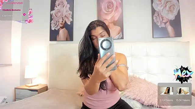 Snapshot of Sweetdreamses_ chatting on 01/10/25, 12:26 Sweetdreamses online show from 01/10/25, 12:26