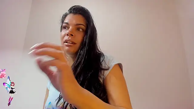 Snapshot of Sweetdreamses_ chatting on 03/17/25, 02:01 Sweetdreamses online show from 03/17/25, 02:01