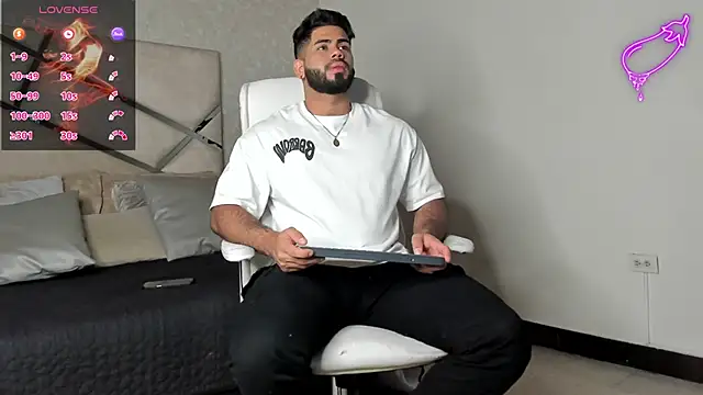 noah crux online show from 02/21/25, 11:11