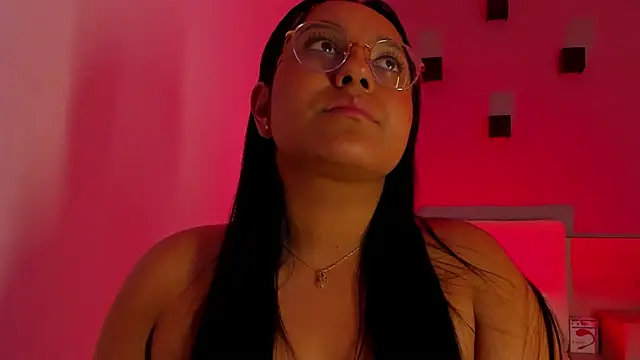 Snapshot of ellamontoya chatting on 02/13/25, 10:55 ellamontoya online show from 02/13/25, 10:55