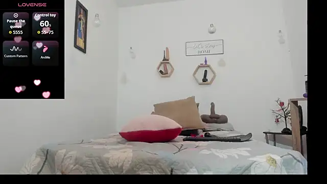 Snapshot of clarise_cooper chatting on 02/18/26, 08:10 clarise cooper online show from 02/18/26, 08:10