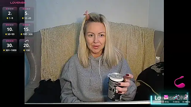 Angelamariexox online show from 10/21/25, 04:51