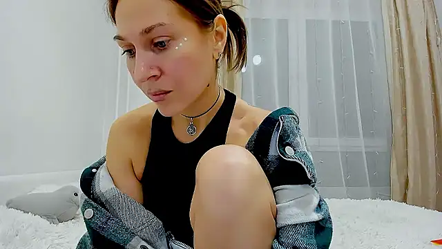 Mona Cruz online show from 01/09/26, 05:26