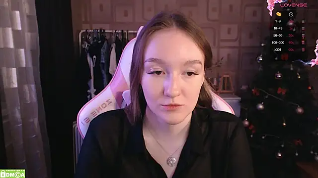 Snapshot of MoonlishSiren chatting on 01/20/25, 10:26 MoonlishSiren online show from 01/20/25, 10:26