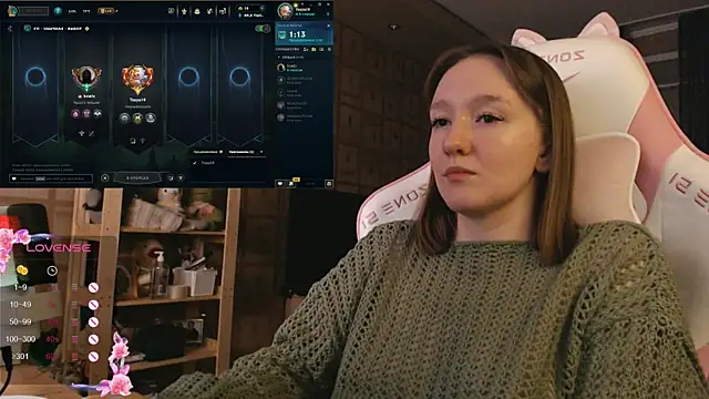 Snapshot of MoonlishSiren chatting on 11/09/25, 09:13 MoonlishSiren online show from 11/09/25, 09:13