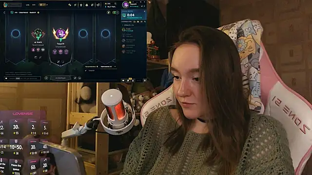 MoonlishSiren online show from 07/12/26, 10:12