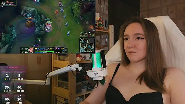 MoonlishSiren online show from 07/27/26, 01:56