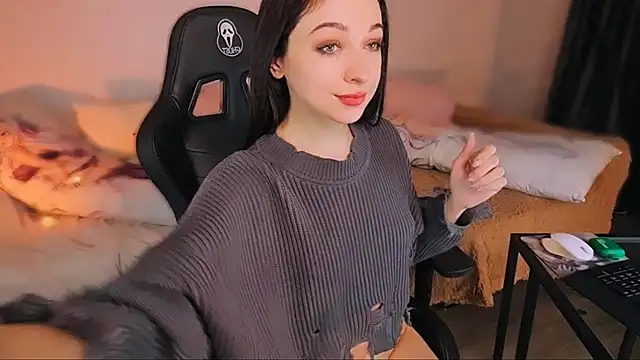 Snapshot of Only___Yours chatting on 01/30/25, 12:29 Only Yours online show from 01/30/25, 12:29