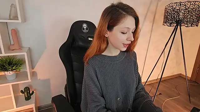 Snapshot of Only___Yours chatting on 02/22/26, 07:51 Only Yours online show from 02/22/26, 07:51