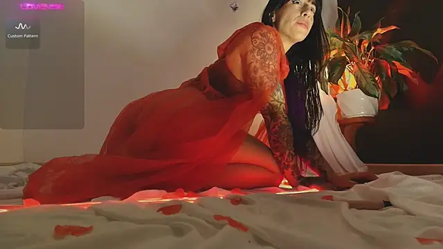 Snapshot of ValenGray chatting on 03/15/25, 02:46 ValenGray online show from 03/15/25, 02:46