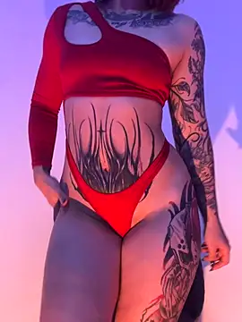 Snapshot of ValenGray chatting on 11/23/25, 01:00 ValenGray online show from 11/23/25, 01:00