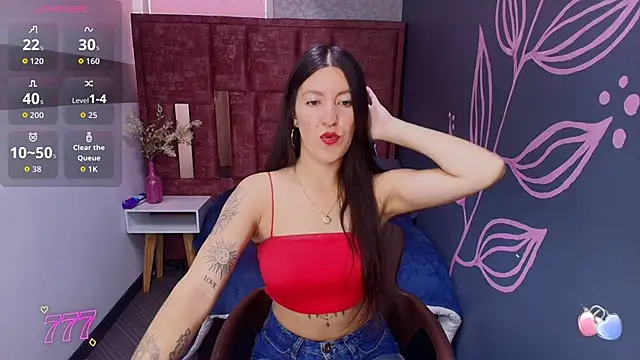 LiaCooper  online show from 06/01/26, 12:51