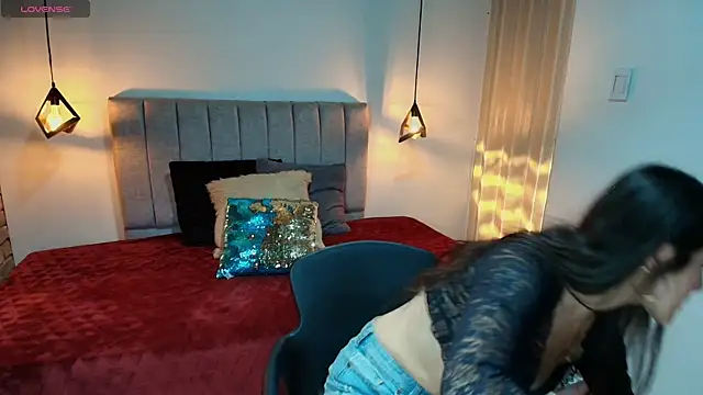 LiaCooper  online show from 06/11/26, 01:20