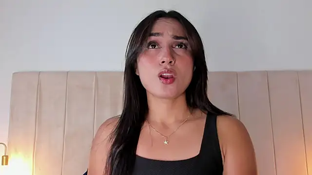 lia sofiia online show from 09/28/25, 09:58