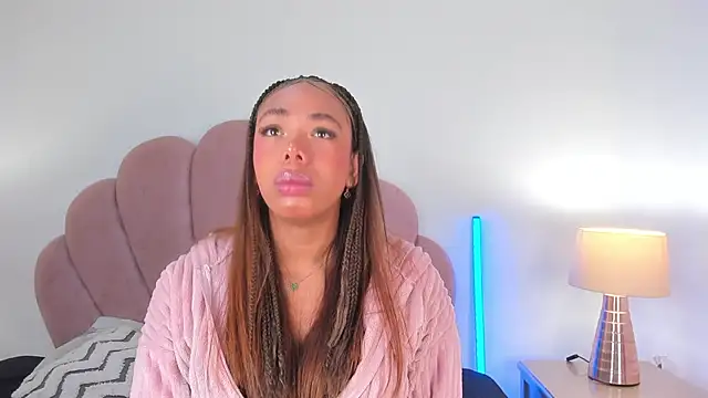 Nicole Paradise online show from 01/10/26, 12:40