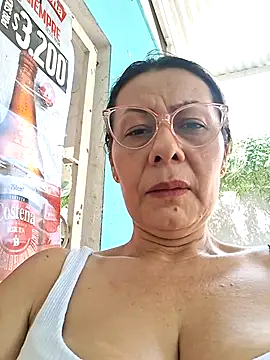 Mia-funny20 online show from 09/17/25, 06:53