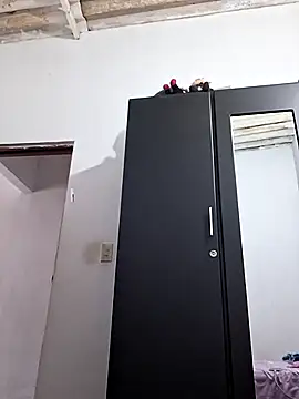 Mia-funny20 online show from 12/01/25, 03:17