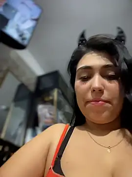 emma  cute   online show from 04/04/26, 11:29