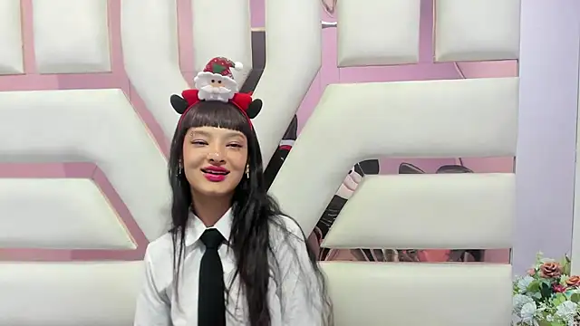 Aurora 18 online show from 12/12/24, 05:48