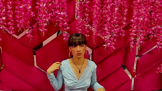 Aurora 18 online show from 02/07/25, 09:04