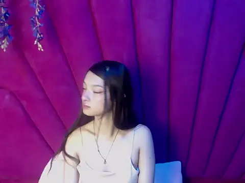 Snapshot of Aurora_18 chatting on 04/14/26, 02:34 Aurora 18 online show from 04/14/26, 02:34