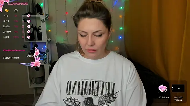 Snapshot of fucking_punishment chatting on 12/06/24, 11:44 fucking punishment online show from 12/06/24, 11:44