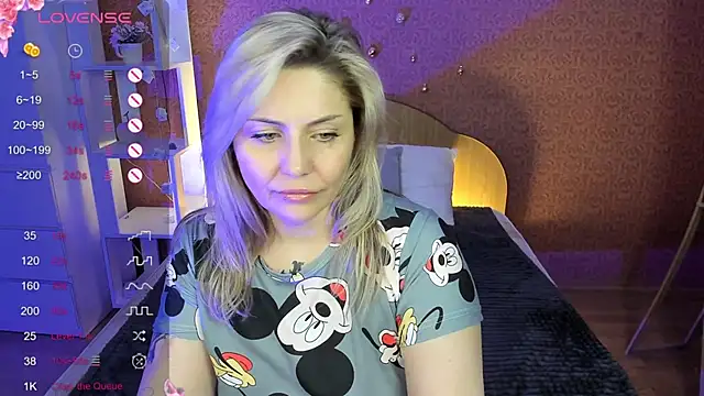 Snapshot of fucking_punishment chatting on 01/18/25, 04:48 fucking punishment online show from 01/18/25, 04:48