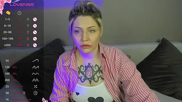 Snapshot of fucking_punishment chatting on 02/09/25, 10:09 fucking punishment online show from 02/09/25, 10:09