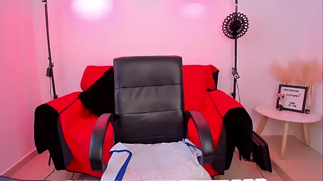 cloy baby   online show from 01/04/25, 02:04