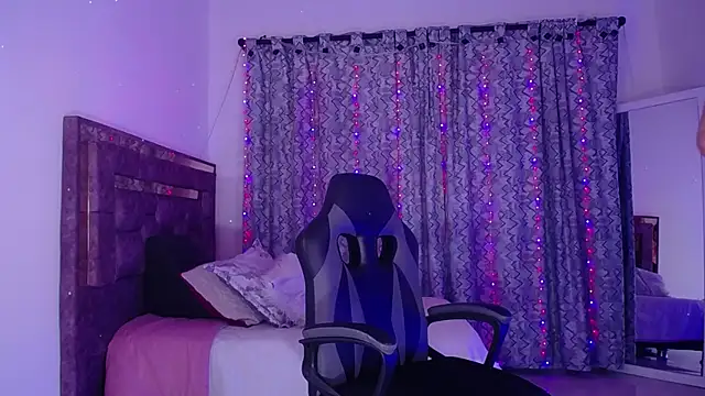 alejandrafitt online show from 04/23/26, 05:41