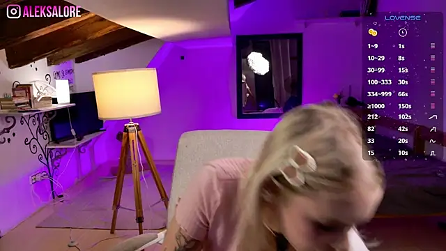 LexieLoree online show from 09/12/25, 03:06