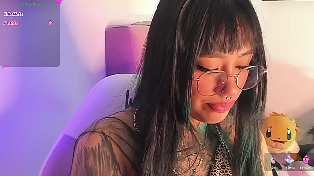 Akari1 Mischief online show from 01/01/25, 10:03