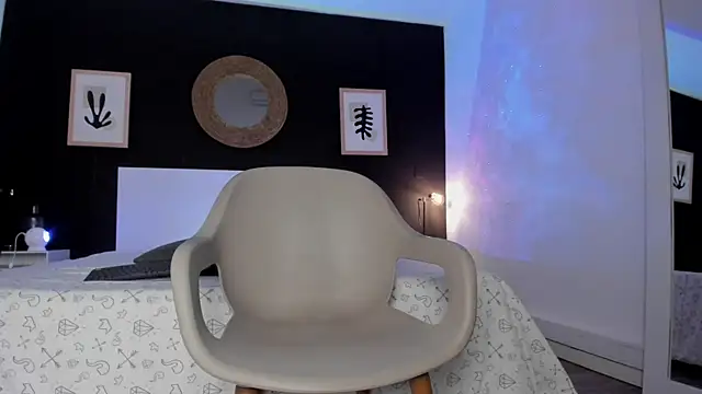 Snapshot of VioletPaket chatting on 02/01/25, 08:26 VioletPaket online show from 02/01/25, 08:26