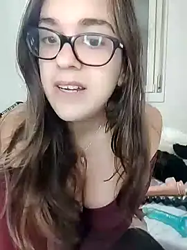 Snapshot of Miachan_LaGattinaVogliosa chatting on 10/22/25, 01:11 Miachan LaGattinaVogliosa online show from 10/22/25, 01:11