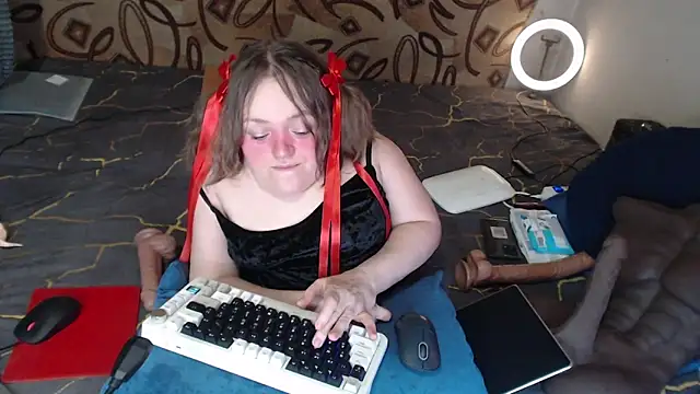 MiniNatalie online show from 03/08/25, 02:34