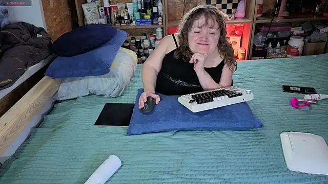 MiniNatalie online show from 11/29/25, 12:30