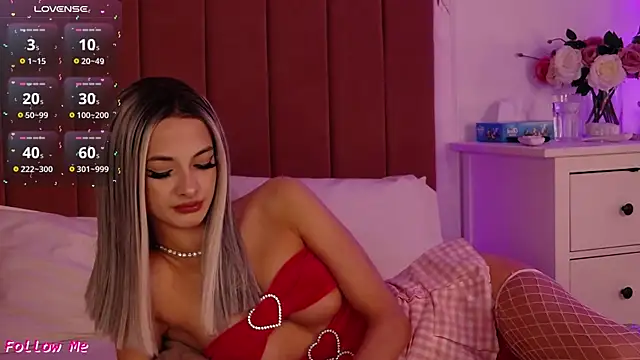 PinkySparks online show from 02/25/26, 07:01