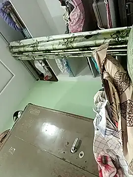 PVNRAO0831 online show from 10/29/25, 05:47