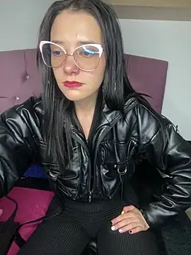 Isabella 21x online show from 03/18/25, 04:48