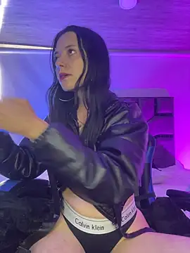 Isabella 21x online show from 04/11/26, 12:53