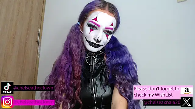 Snapshot of Eloise-brown chatting on 11/11/25, 06:35 Eloise-brown online show from 11/11/25, 06:35