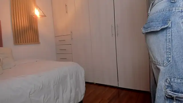 Snapshot of mia_nevaeh chatting on 02/09/25, 10:00 mia nevaeh online show from 02/09/25, 10:00