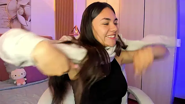 Snapshot of mia_nevaeh chatting on 10/24/25, 09:55 mia nevaeh online show from 10/24/25, 09:55