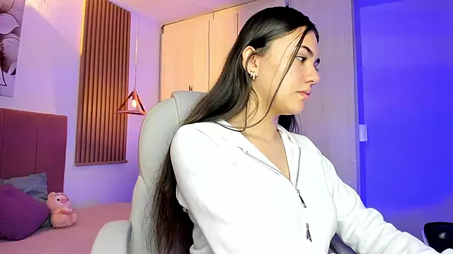 Snapshot of mia_nevaeh chatting on 11/28/25, 08:55 mia nevaeh online show from 11/28/25, 08:55