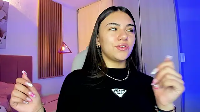 mia nevaeh online show from 01/15/26, 08:34