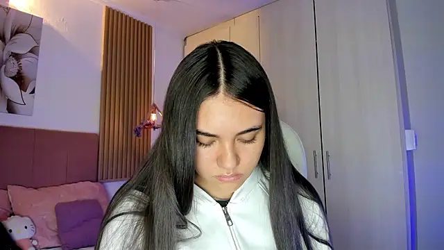 mia nevaeh online show from 03/24/26, 08:25