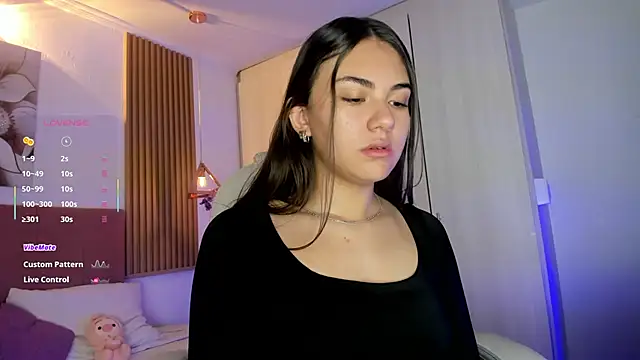 mia nevaeh online show from 06/04/26, 08:26