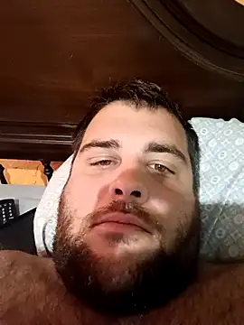 Snapshot of rmp292 chatting on 12/13/25, 11:32 rmp292 online show from 12/13/25, 11:32