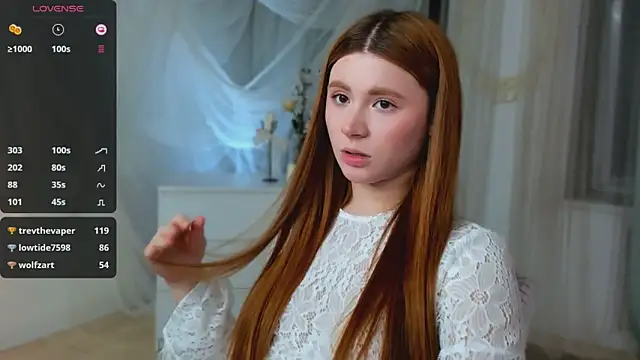 Snapshot of Freckle_Diyana chatting on 02/01/25, 03:30 Freckle Diyana online show from 02/01/25, 03:30