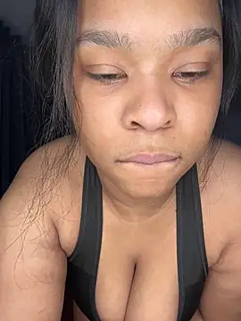 MissAriisback online show from 09/11/25, 04:56